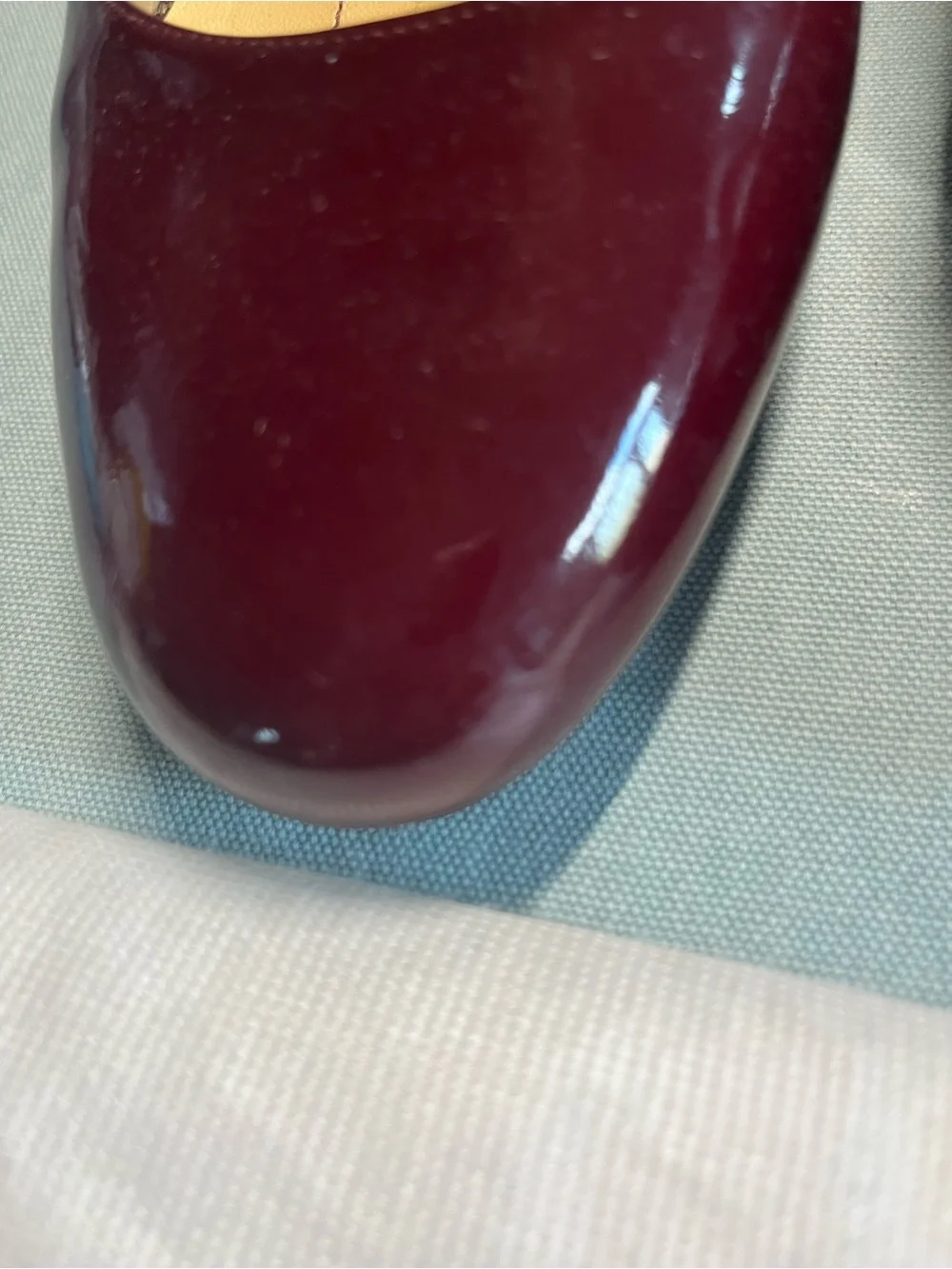 Kate Spade New York Women’s ruby red Burgundy Patent Slingback Pumps